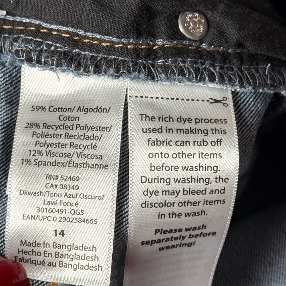 Sofia by Sofia Vergara Sharkbite Hem Ankle Jeans … - image 8